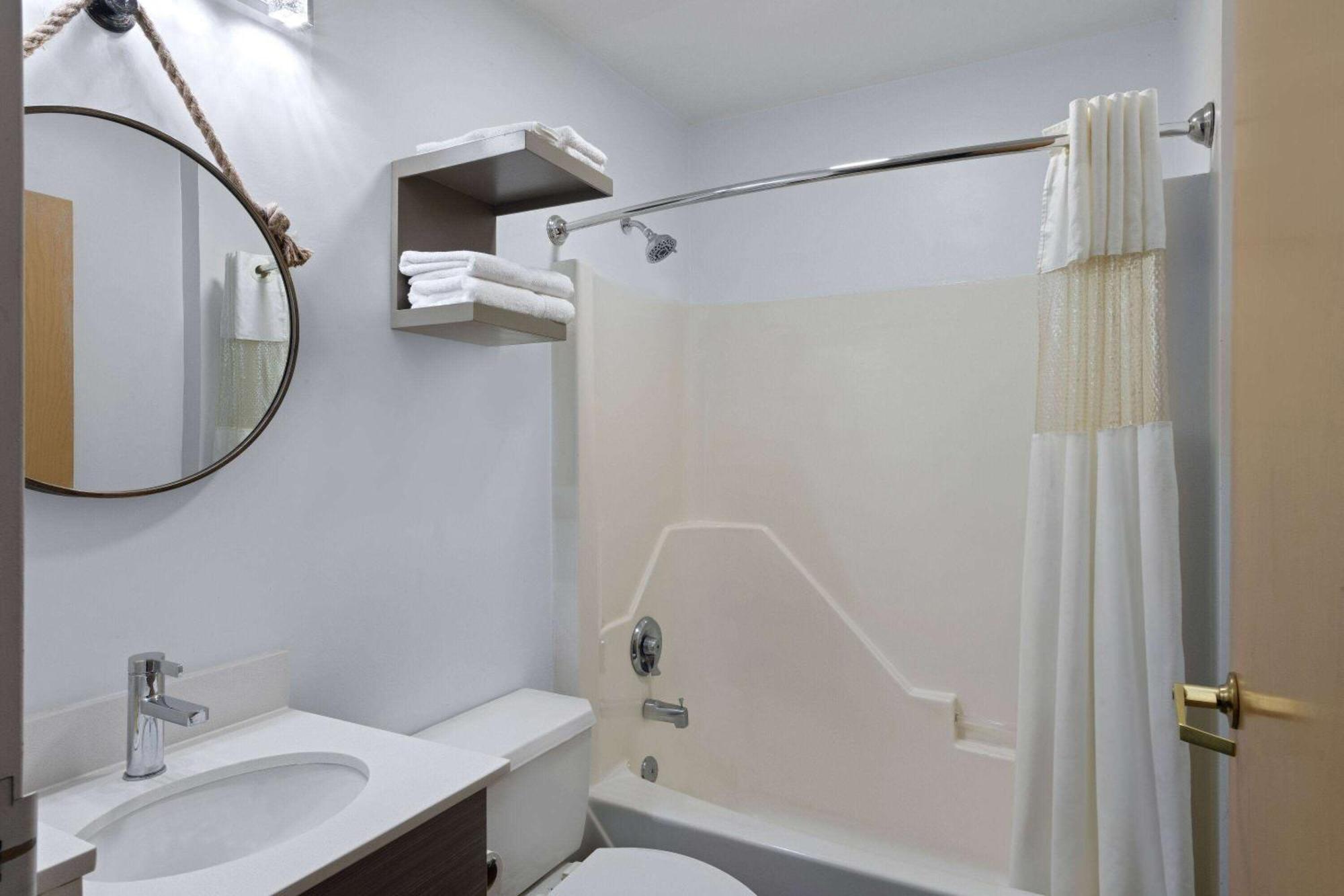 Super 8 By Wyndham Harbison/Parkridge Hospital Hotel Columbia Ngoại thất bức ảnh